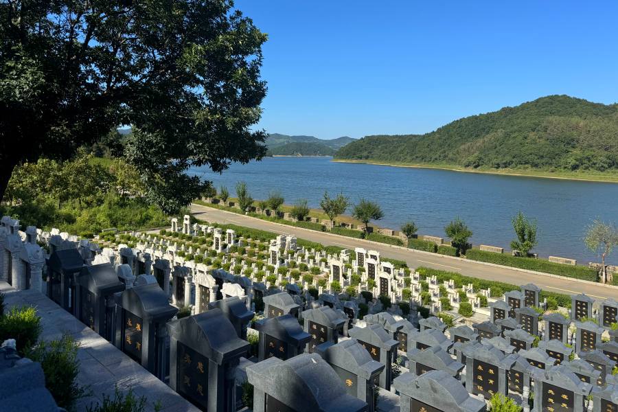 沈阳大河贝墓园